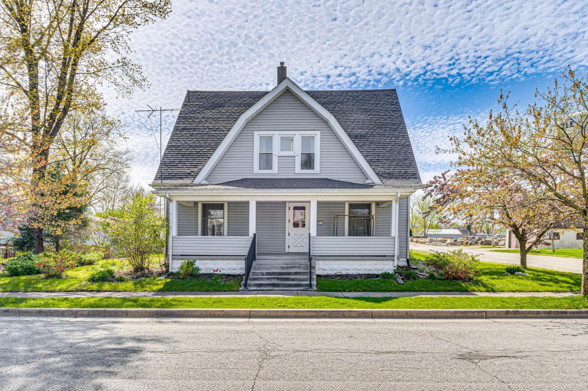 The Junction Victorian Home In Quaint Fortville! Extérieur photo