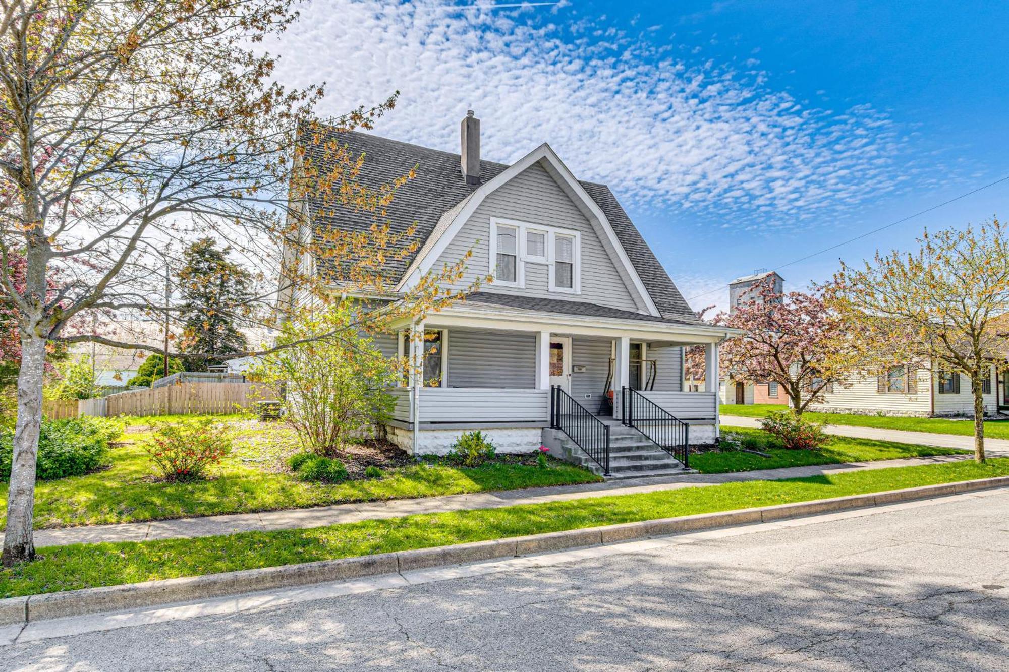 The Junction Victorian Home In Quaint Fortville! Extérieur photo